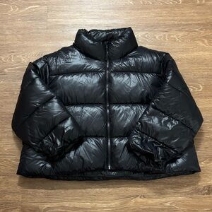 Old Navy Black Cropped Puffer Jacket